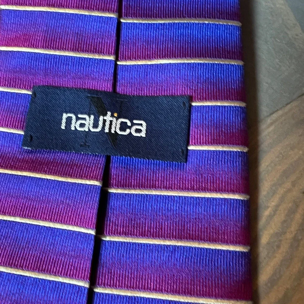 Nautica‎ Mens Necktie 100% Silk Striped Purple Blue Flawed